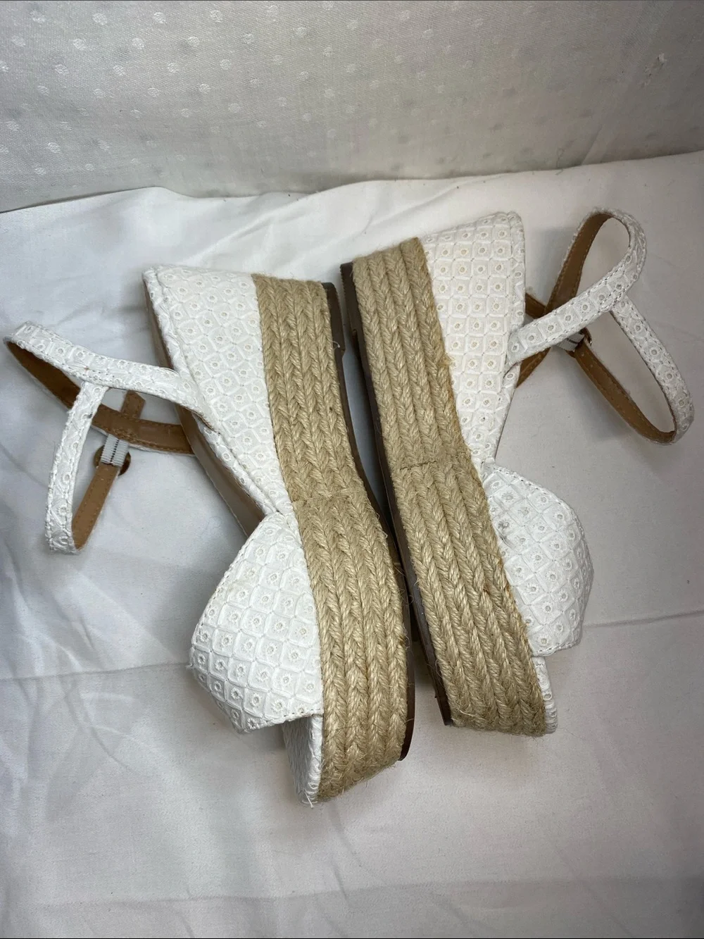 BAMBOO White Eyelet Espadrille Wedge Sandals with Ankle Strap Olson-035 Size 8